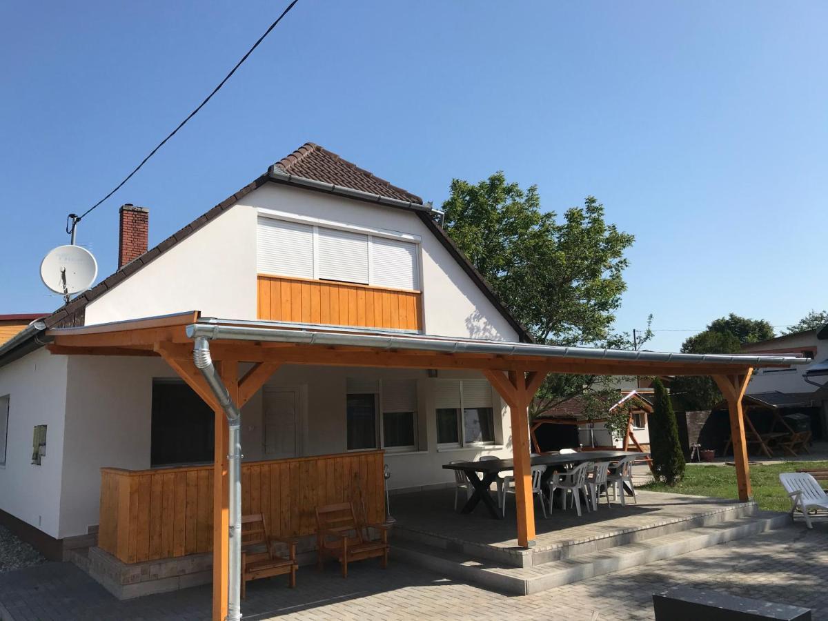 Nice Big House Balatonfenyves Exterior foto